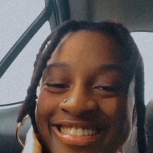 Meet your Posher, Niambi